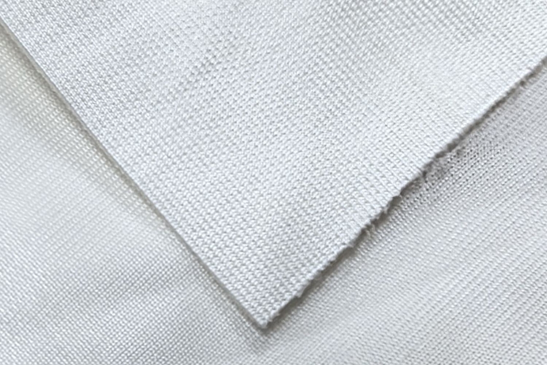 950N Punch Proof Stab Proof 650GSM UHMWPE/Polyester Fabric For fencing